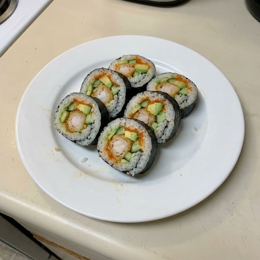 4. Dynamite Roll (8 Pcs.)