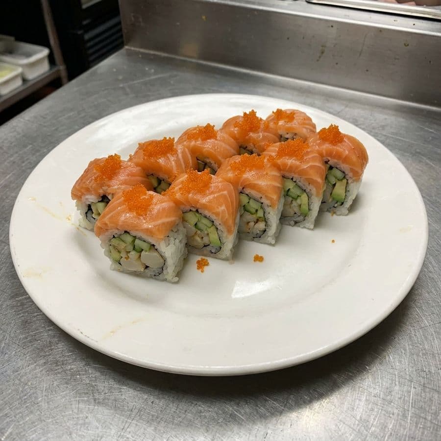 4. Red Dragon Roll (8 Pcs.)