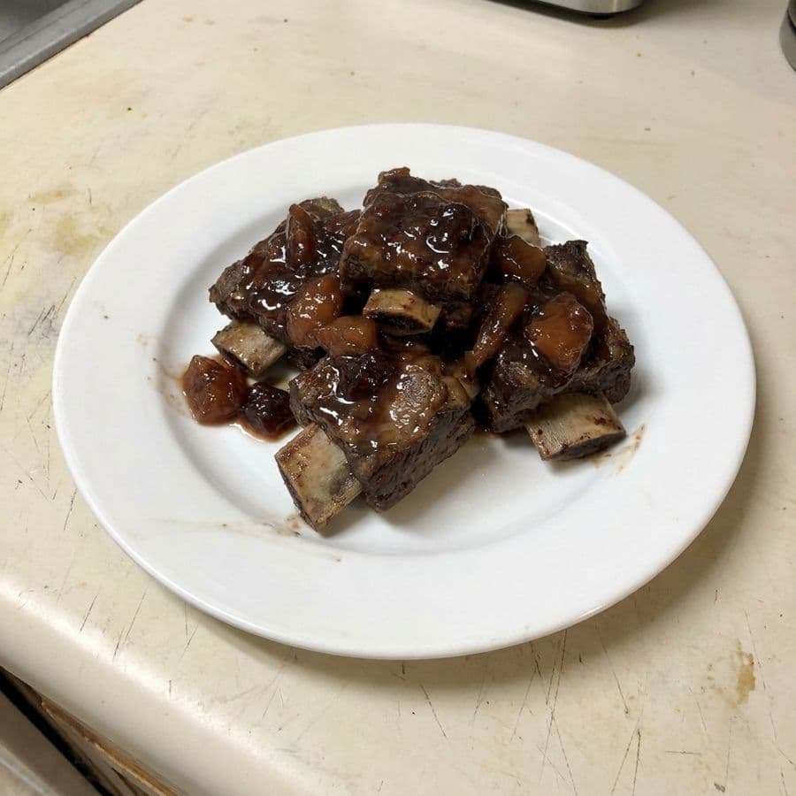 6. Steamed Short Ribs with Fruit Sauce