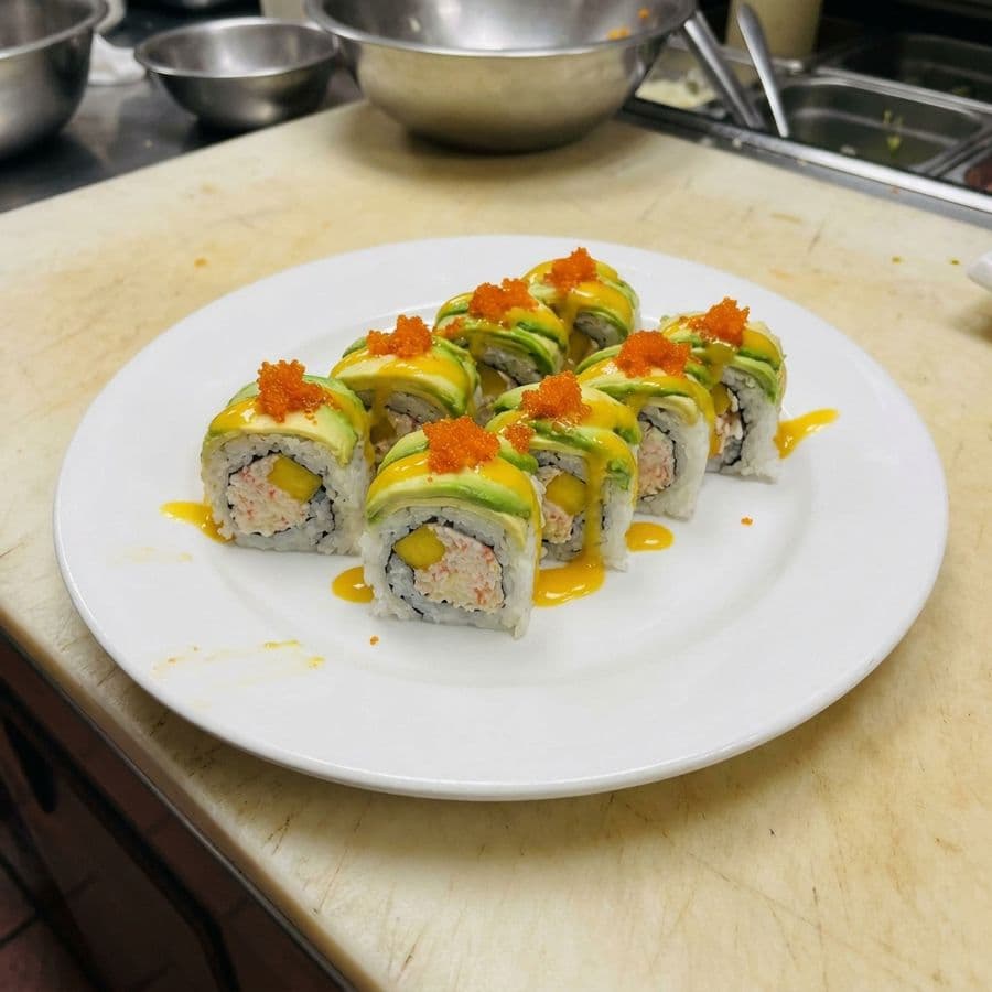 1. Mango Roll (8 Pcs.)
