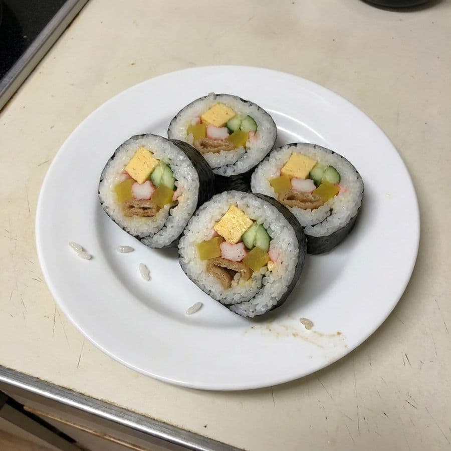 9. Futomaki (4 Pcs.)