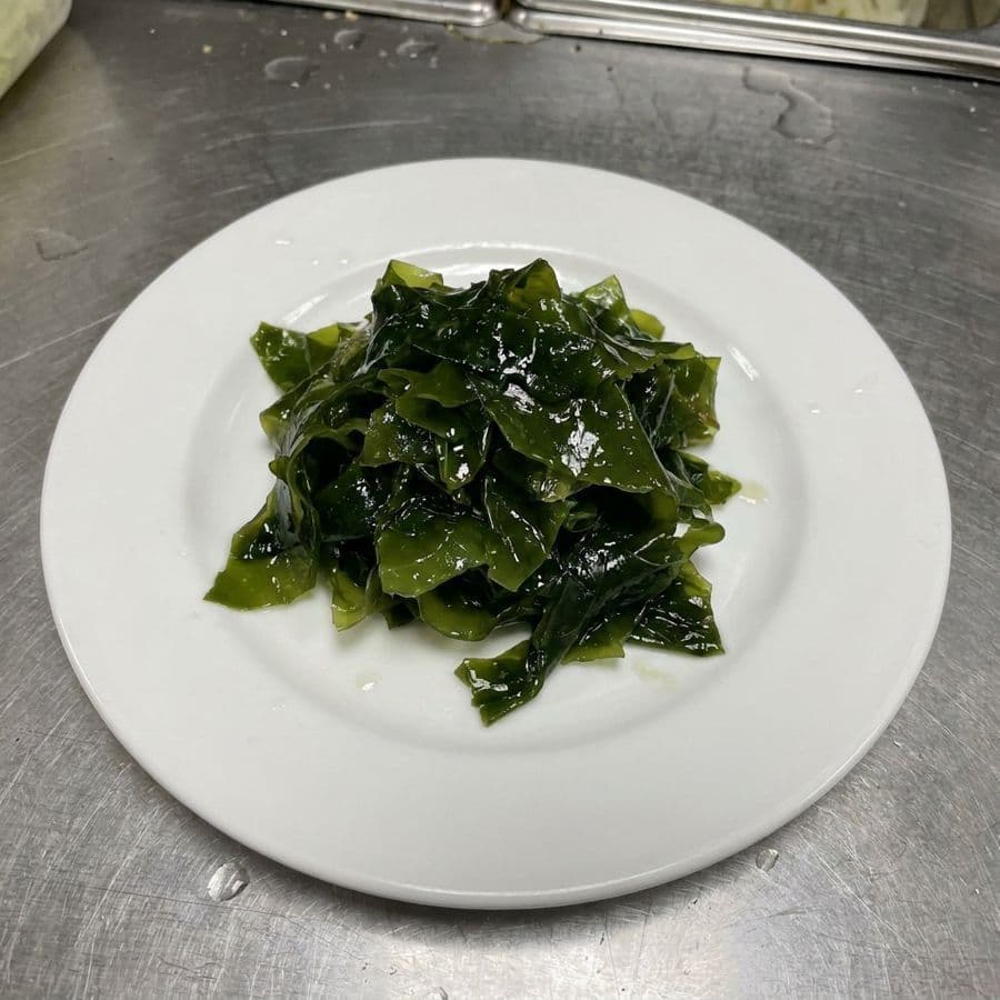 1. Fresh Seaweed Wakame Salad