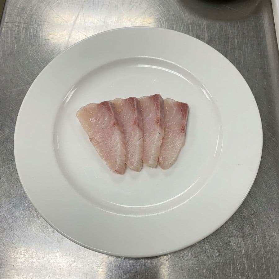Snapper (Tai) Sashimi (4 Pcs.)