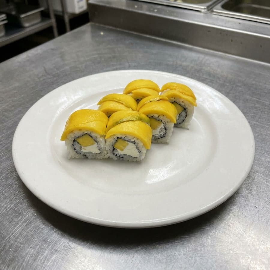 33. Mango Cheese Roll (6pcs)